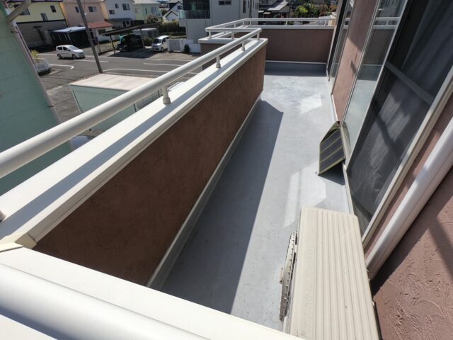 焼津市の外壁塗装前に確認したジョリパット壁の汚れ