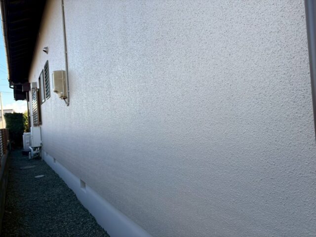 焼津市の和風住宅で外壁塗装が完了した外観写真