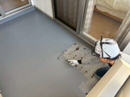 焼津市の外壁塗装専門店による付帯部塗装の施工写真