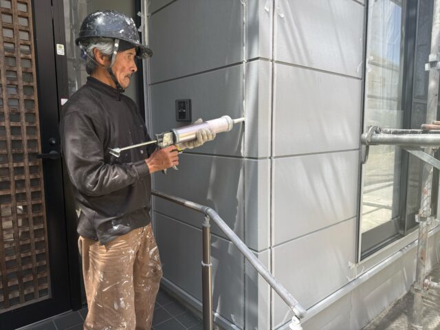焼津市のサイディング外壁のコーキング施工